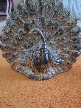 Silver-metallic Ceramic Peacock Decorative Home Accent